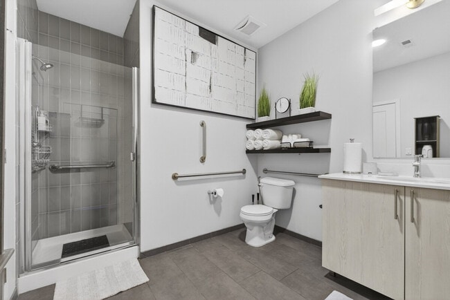 Building Photo - 1424 N Park Pl