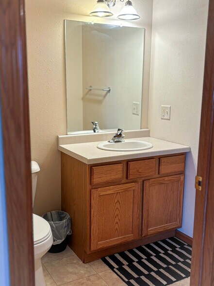 Building Photo - 13315 43rd Ave