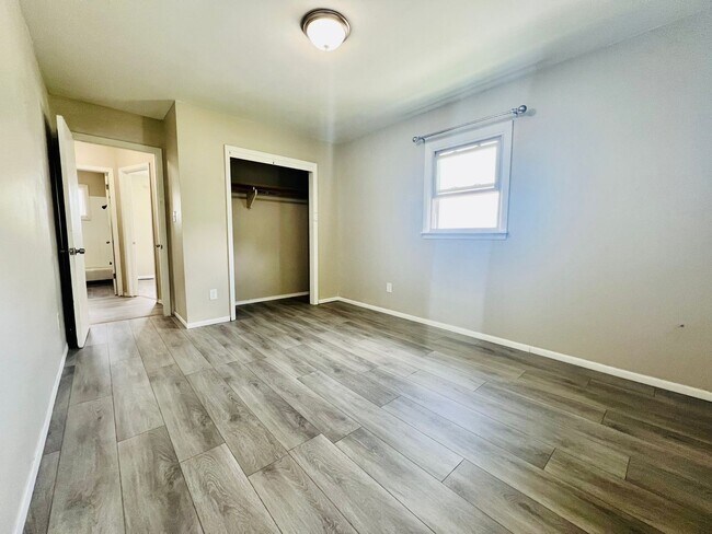 Building Photo - 238 Palmer Dr