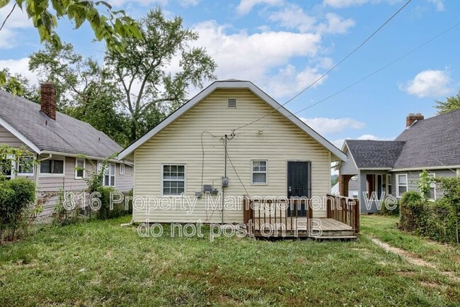 Building Photo - 6215 S Benton Ave