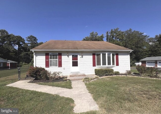 Building Photo - 42802 Higgs Ln