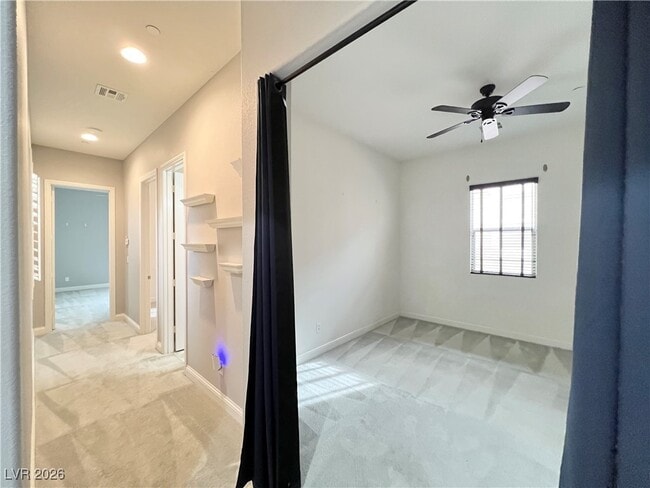 Building Photo - 2117 Thames View St