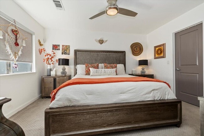 Building Photo - 52273 Avenida Madero