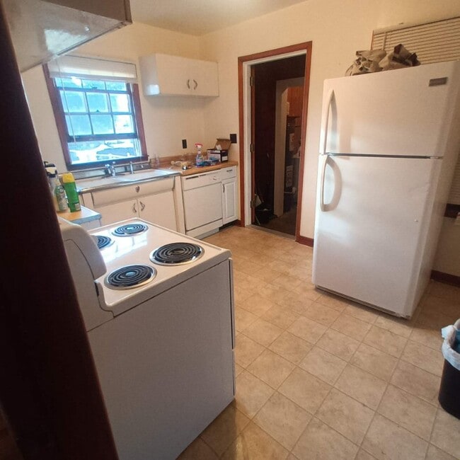 Building Photo - 4120 Crosshaven Dr