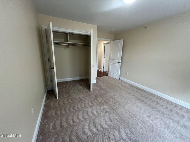 Building Photo - 74 Weibel Ave