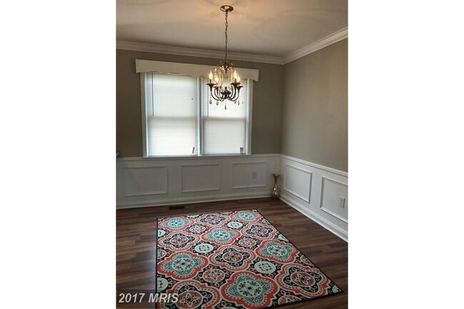 Building Photo - 1441 Walker Ave