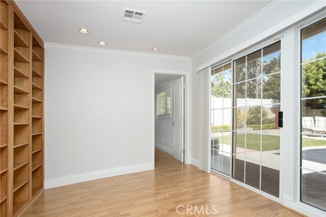 Building Photo - 9091 Aloha Dr