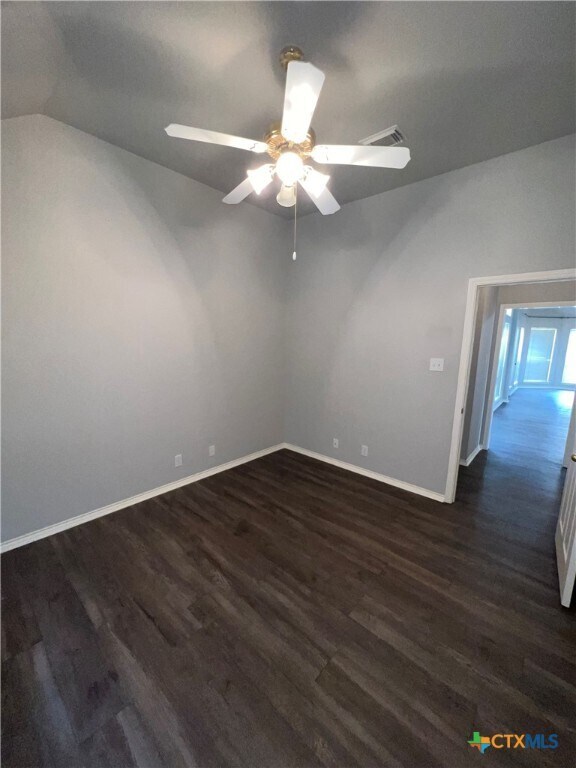 Building Photo - 1734 Oak Forest Dr