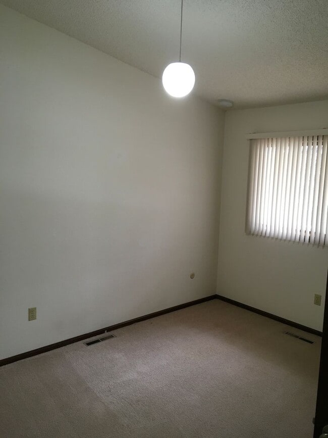 Building Photo - 3005 Anchor Way