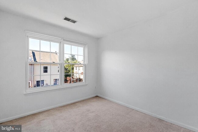 Building Photo - 13129 Englishwood Ln