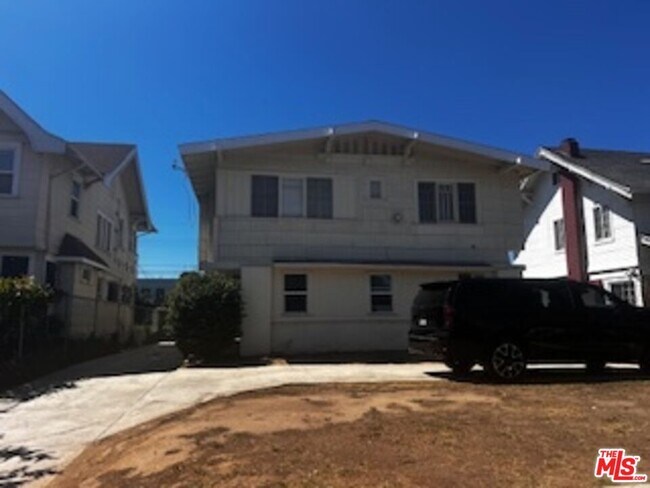 Primary Photo - 1529 5th Ave