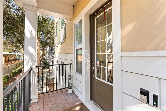 Building Photo - 520 Lanark Ct