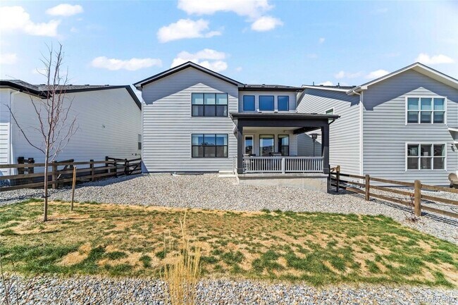 Building Photo - 815 Simmental Lp