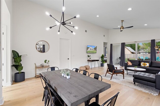 Building Photo - 2211 White Dove Pass