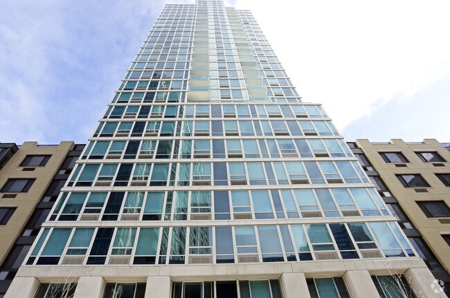 Building Photo - Aquablu