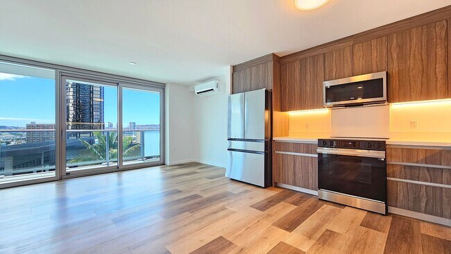 Building Photo - Brand New Condo on Keeaumoku - 1 BR/1 BA/1...
