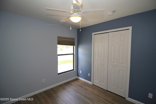Building Photo - 1075 Luminary Cir