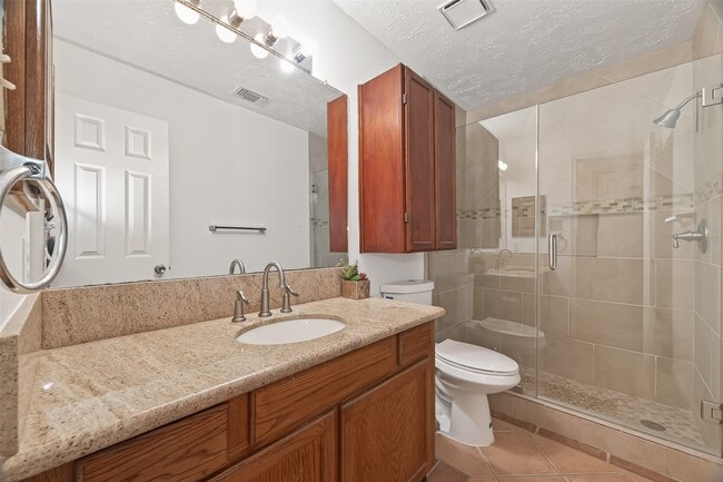 Building Photo - 3306 S Greenpark Dr