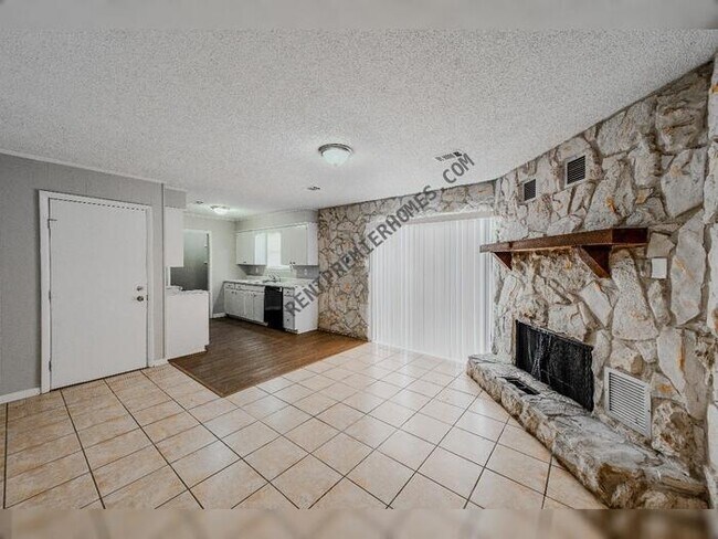 Building Photo - 200 Timberline Dr