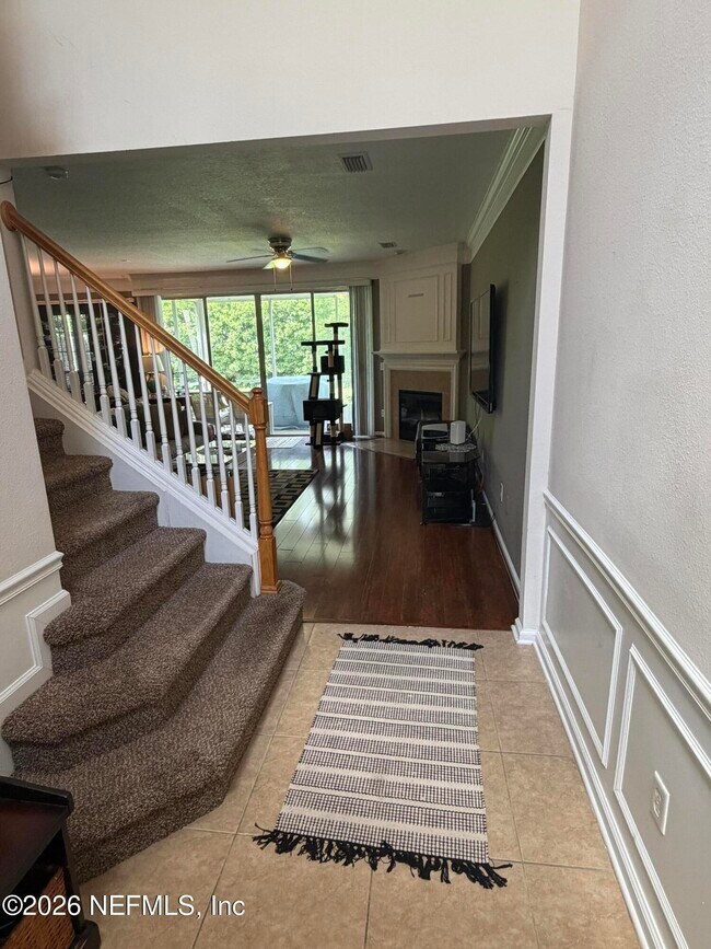 Building Photo - 11175 Castlemain Cir W