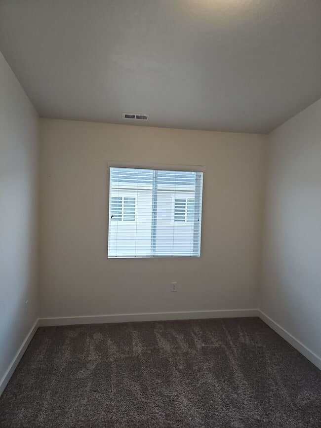 Building Photo - 14912 S Thunder Horse Ln