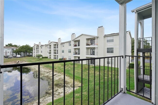 Building Photo - 2550 N Alafaya Trail