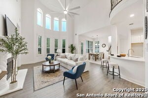 Building Photo - 7447 Hovingham