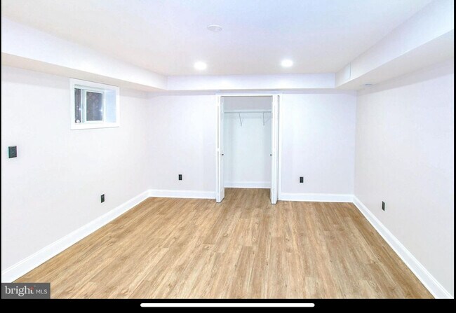 Building Photo - 21111 Deep Furrow Ct