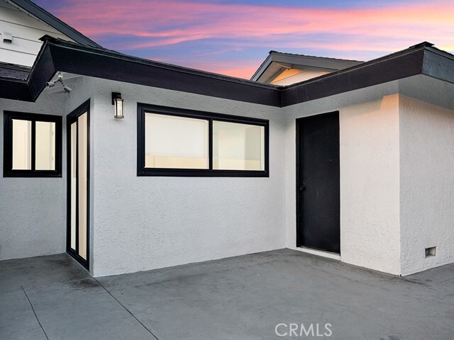 Building Photo - 737 Paseo Pl