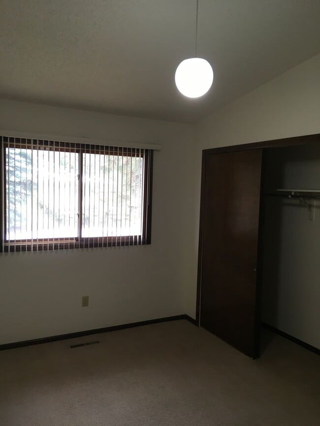 Building Photo - 3005 Anchor Way