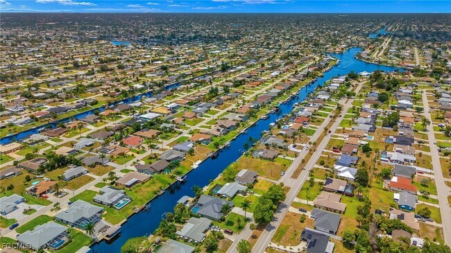 Building Photo - 1418 Shelby Pkwy