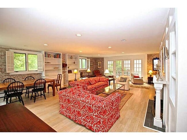 Building Photo - 434 Bellevue Ave