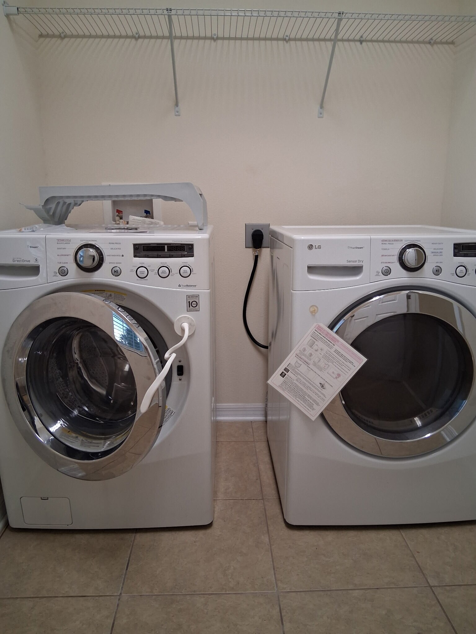 Building Photo - 2527 Tanner Ter