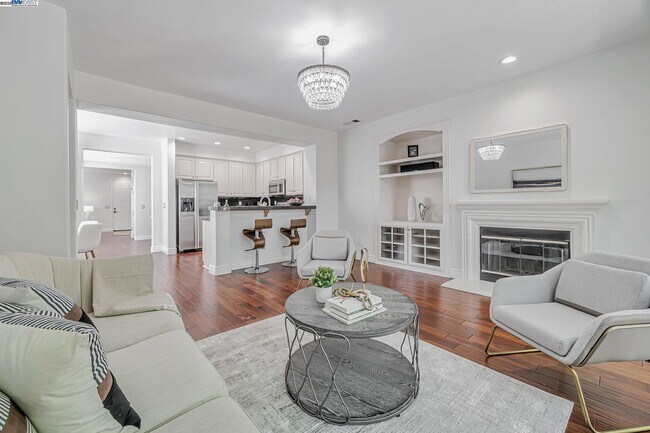 Building Photo - 260 Abigail Cir