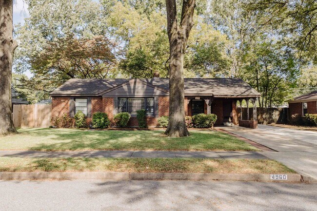 Primary Photo - 4960 Hummingbird Ln