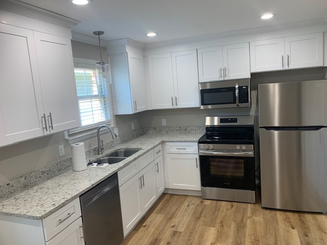 Building Photo - 720 N Dixie Ave