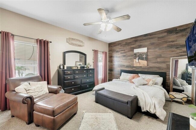 Building Photo - 318 Clydesdale Cir