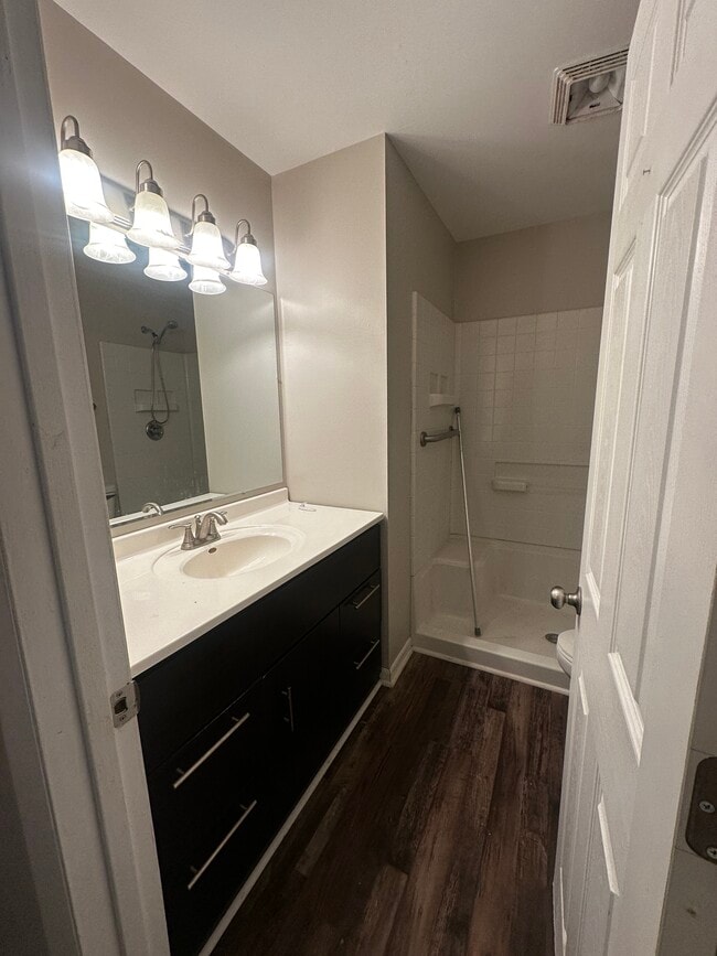 Building Photo - 8217 Park State Dr