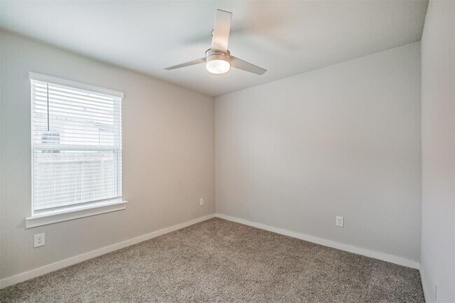 Building Photo - 12534 Newport Arch Ln
