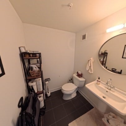 Building Photo - 1 Earhart St