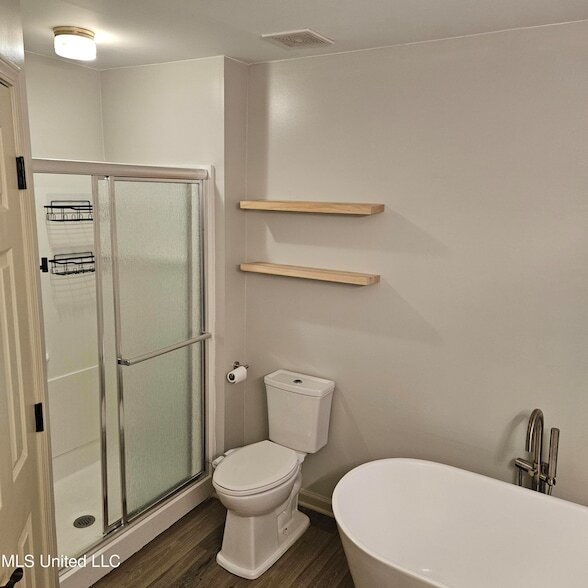 Building Photo - 8349 Regal Bend Dr