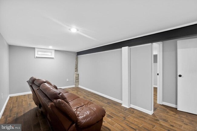 Building Photo - 9276 Soaring Hill Rd