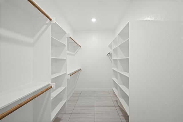 Building Photo - 604 Adeline Dr