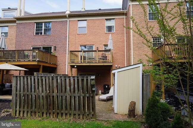 Building Photo - 8 Cross Falls Cir