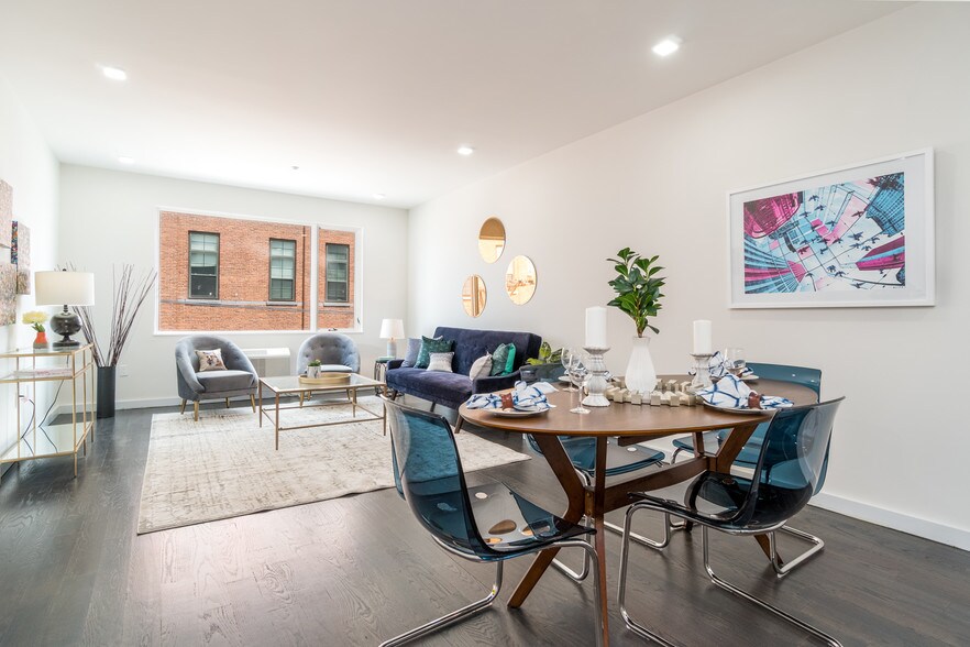 Building Photo - 6122 HUDSON Ave