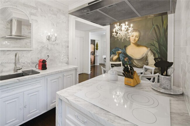 Building Photo - 743 NW 9th Ave