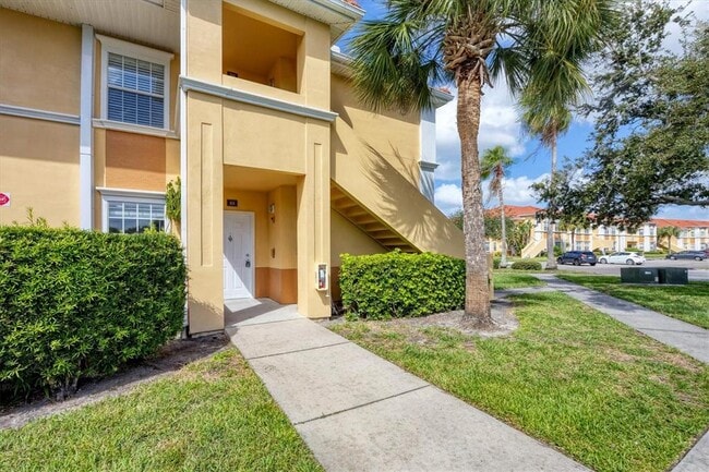 Building Photo - 1010 Villagio Cir