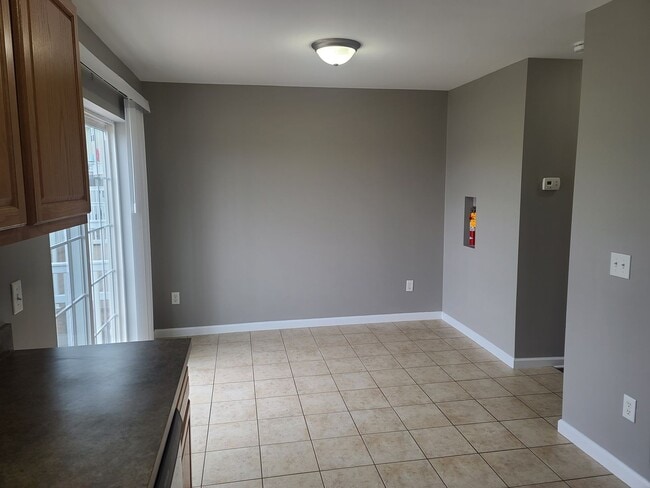 Building Photo - 3 Bedroom Townhome for Rent in Waynesboro!