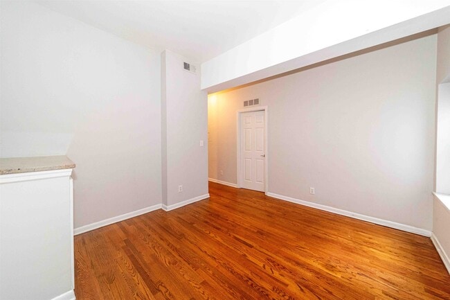 Building Photo - 227 Christopher Columbus Dr