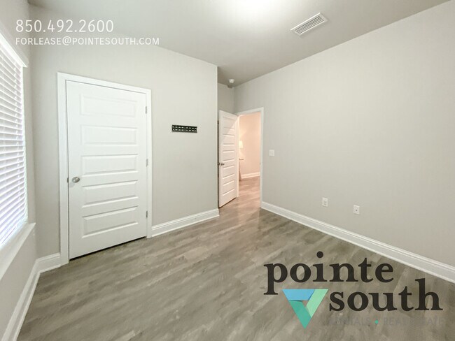 Building Photo - Pet Friendly for dogs and cats!